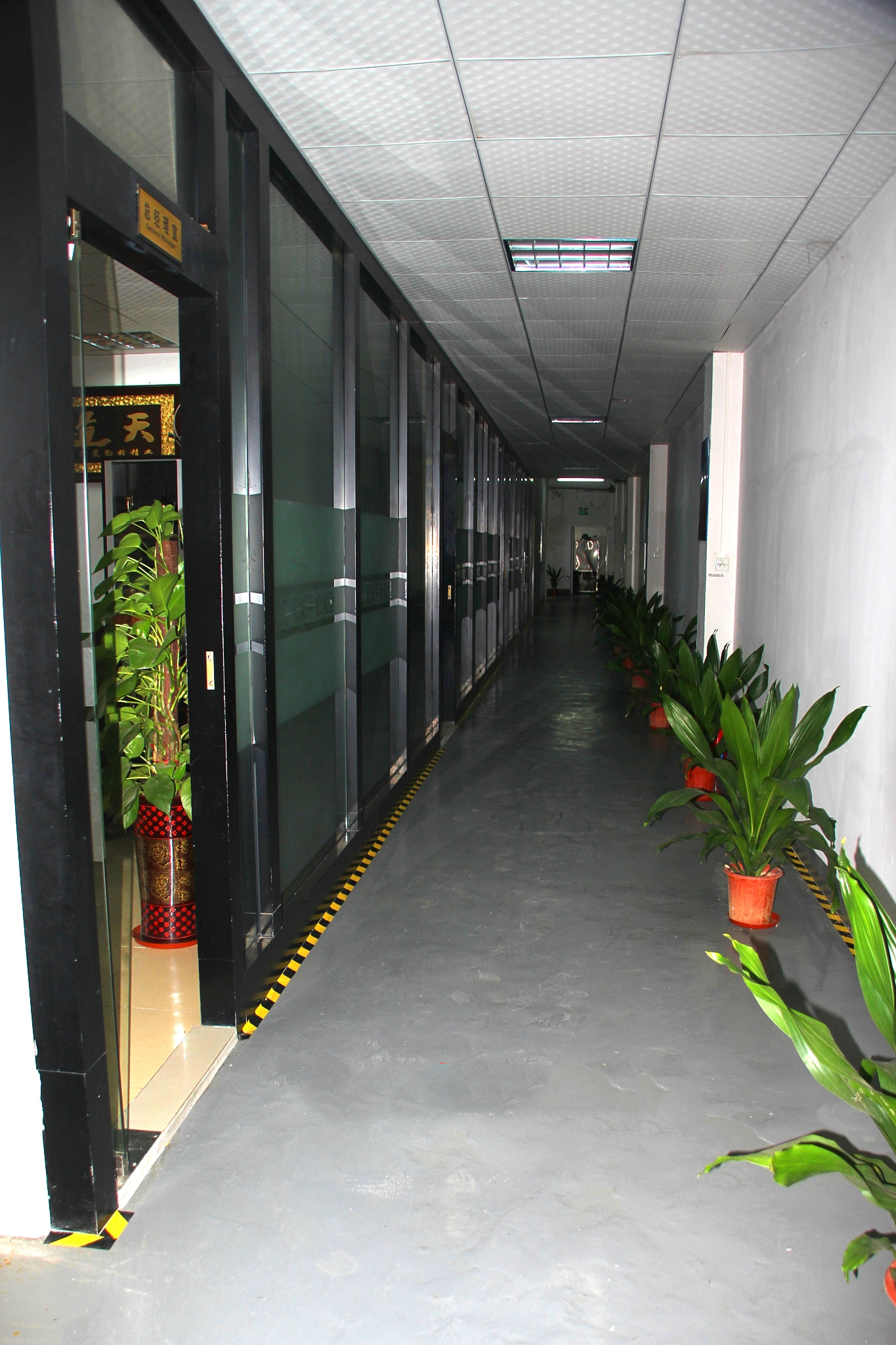 冠誠模型廠-公司